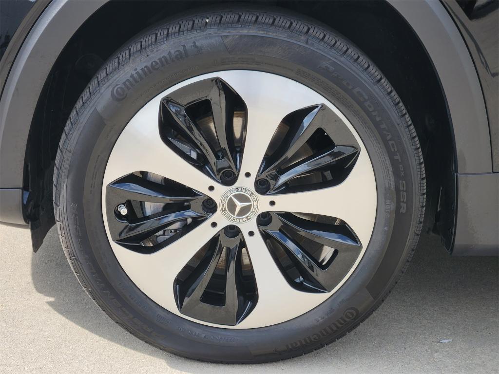 used 2025 Mercedes-Benz GLB 250 car, priced at $42,498