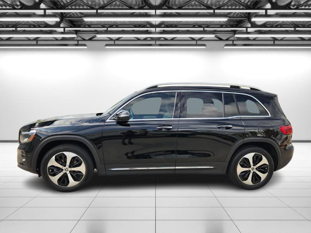 used 2025 Mercedes-Benz GLB 250 car, priced at $42,498