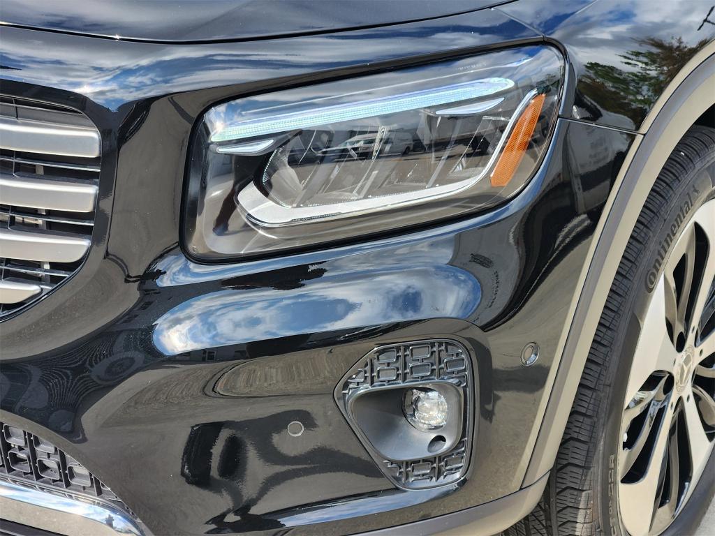 used 2025 Mercedes-Benz GLB 250 car, priced at $42,498