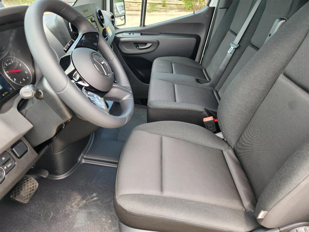 new 2025 Mercedes-Benz Sprinter 2500 car, priced at $55,506