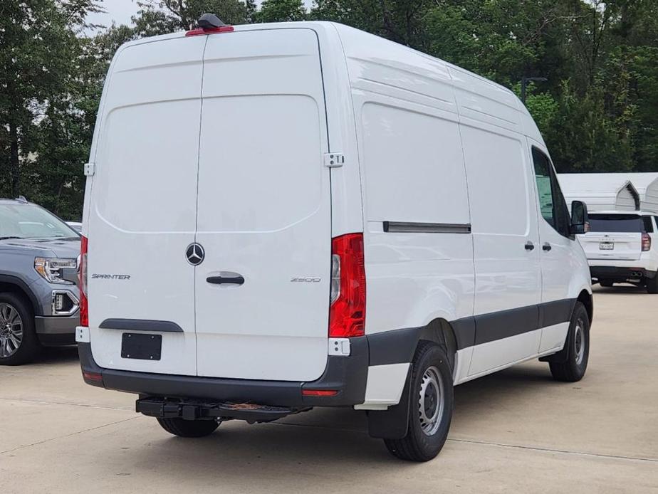 new 2025 Mercedes-Benz Sprinter 2500 car