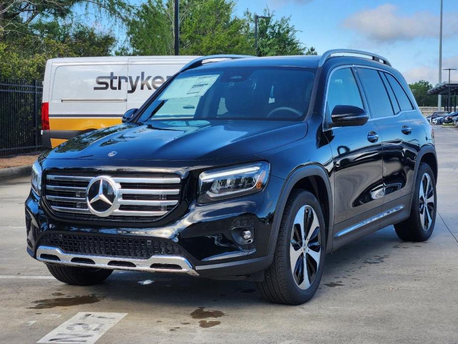 new 2024 Mercedes-Benz GLB 250 car, priced at $53,250