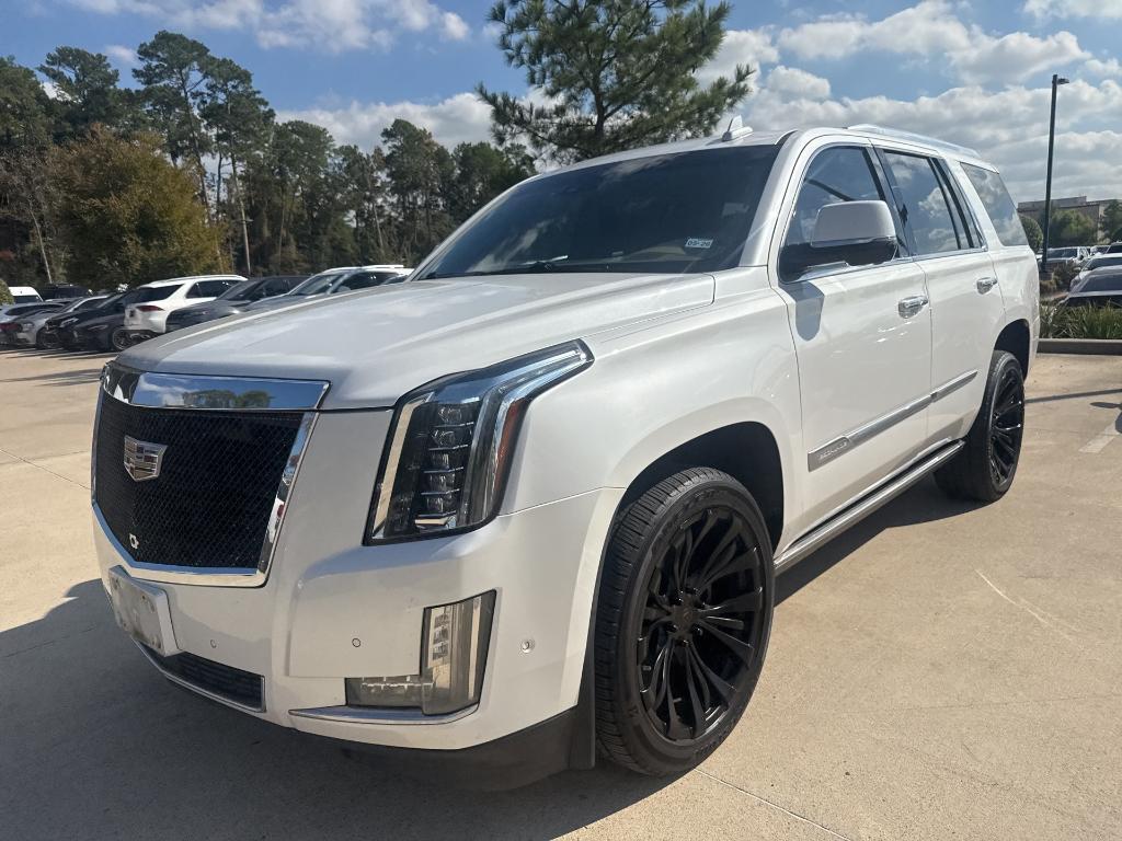 used 2018 Cadillac Escalade car, priced at $25,998