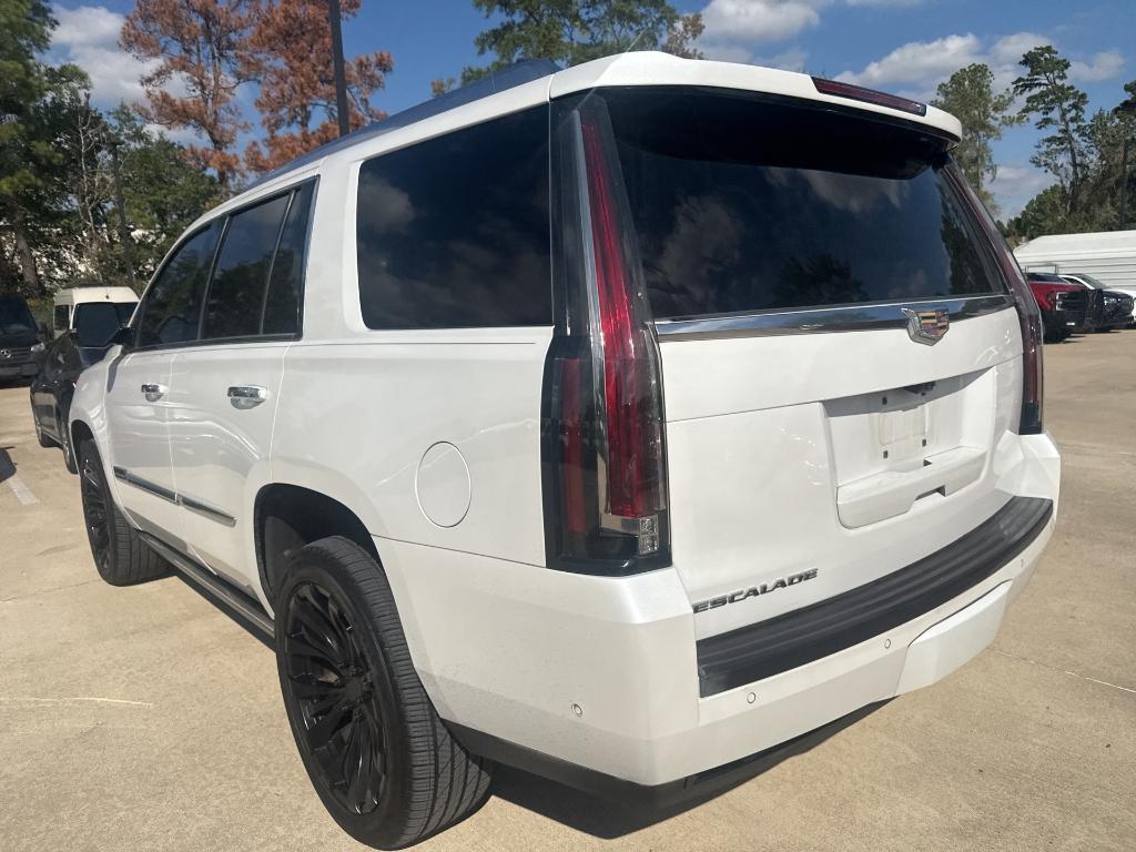 used 2018 Cadillac Escalade car, priced at $25,998