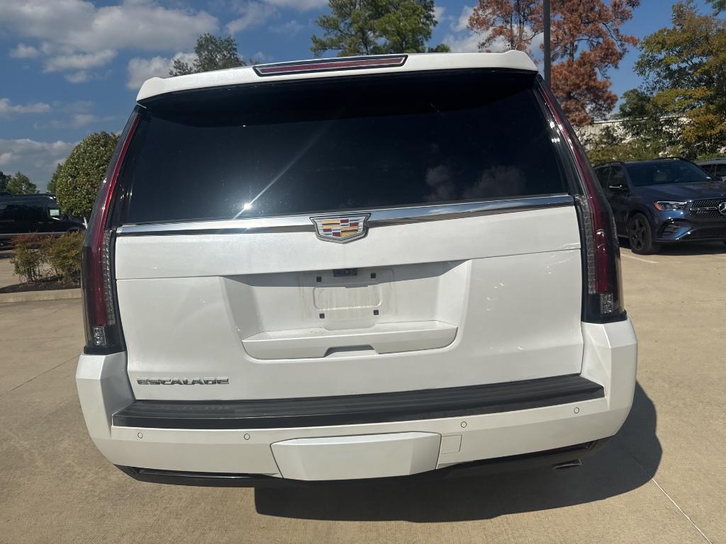 used 2018 Cadillac Escalade car, priced at $25,998