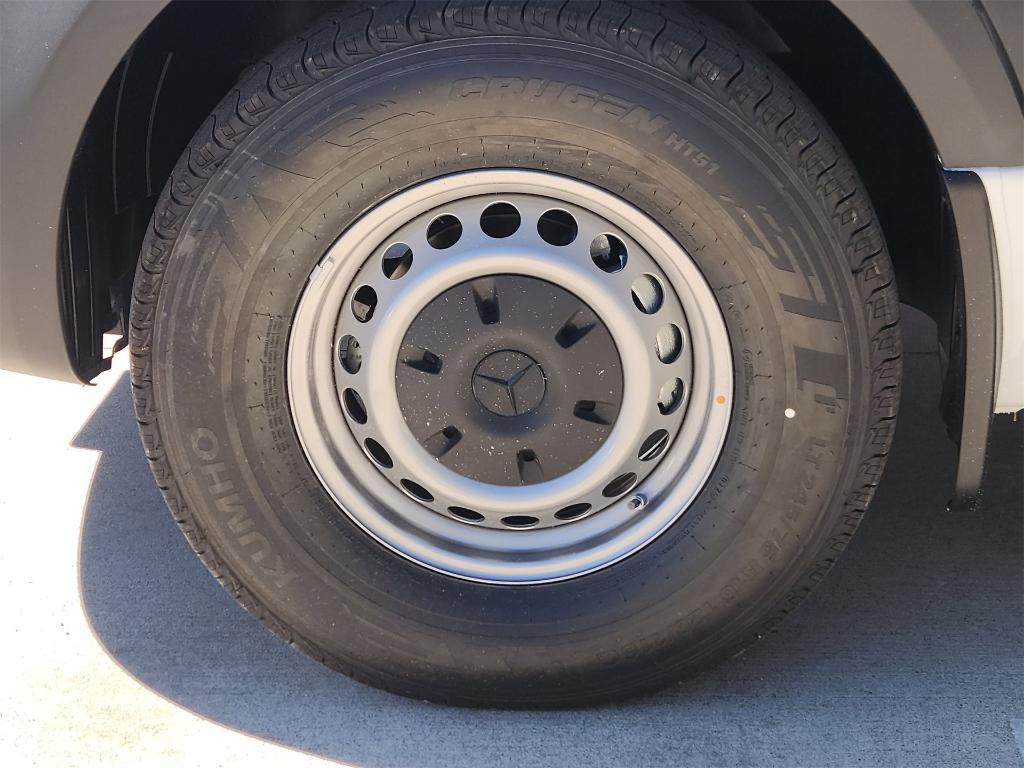 new 2026 Mercedes-Benz Sprinter 2500 car, priced at $62,101