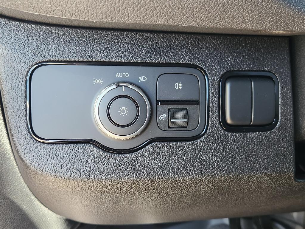new 2026 Mercedes-Benz Sprinter 2500 car, priced at $62,101