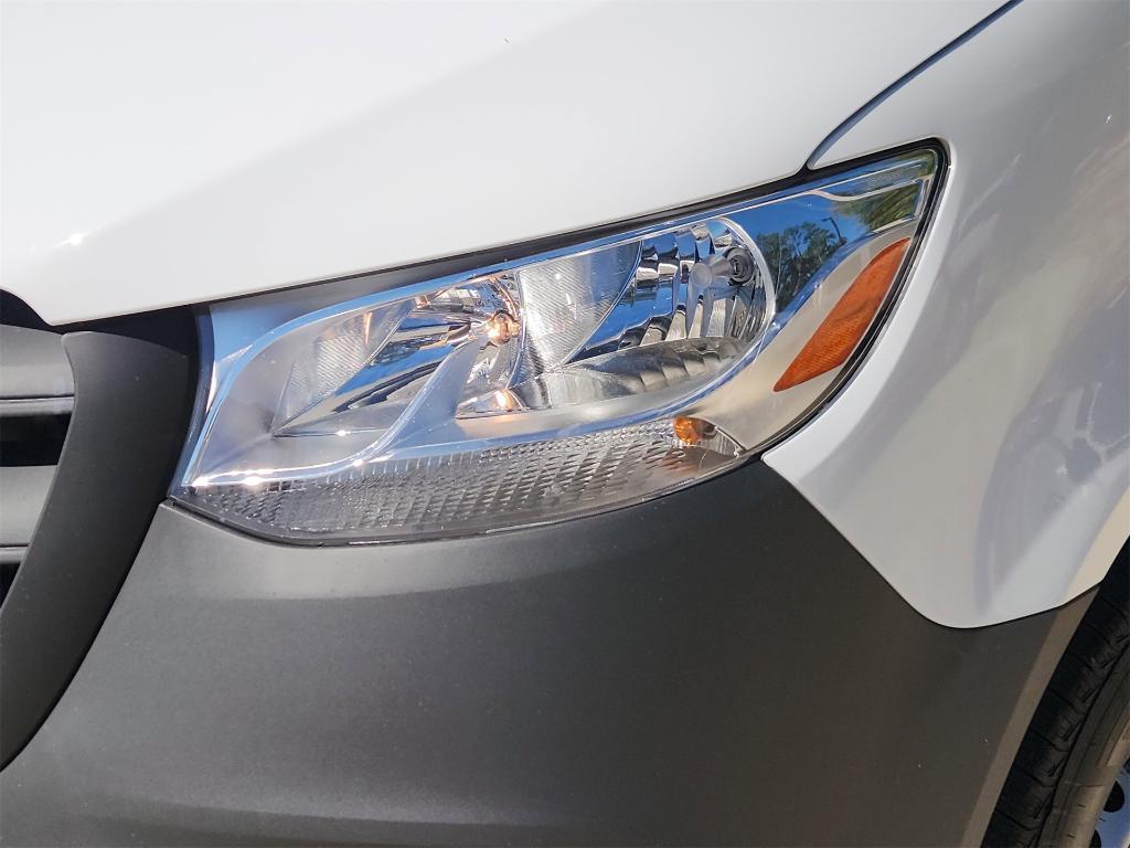 new 2026 Mercedes-Benz Sprinter 2500 car, priced at $62,101