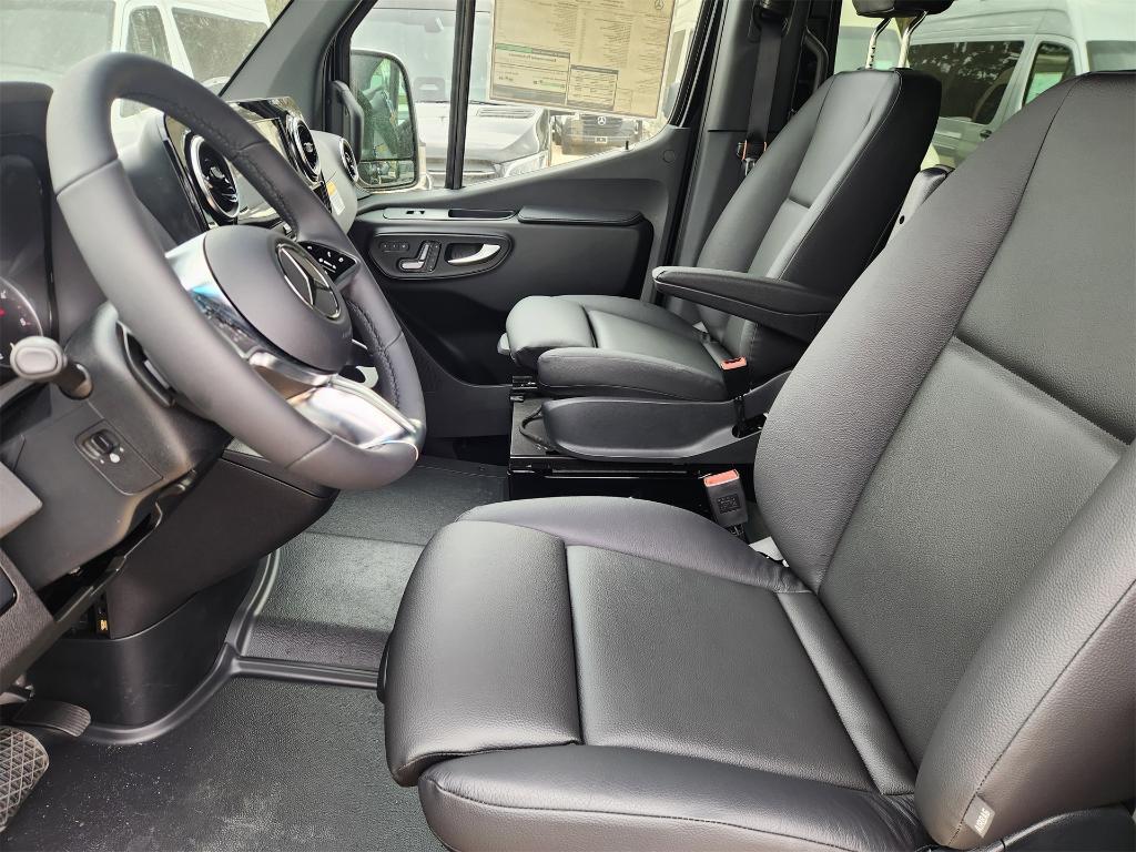 new 2025 Mercedes-Benz Sprinter 3500XD car, priced at $109,929