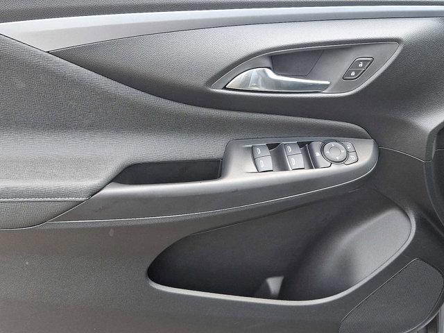 new 2025 Buick Envista car, priced at $27,655