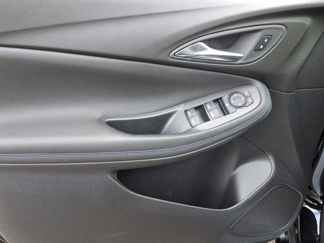 new 2025 Buick Encore GX car, priced at $31,525