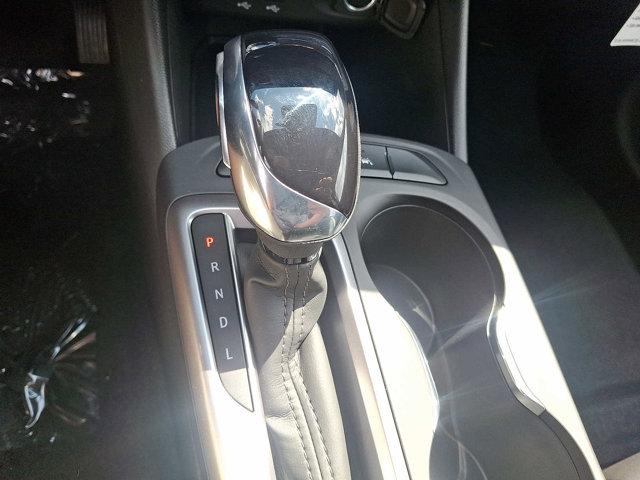 new 2025 Buick Envista car, priced at $27,160