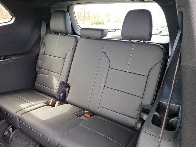 new 2025 GMC Acadia car, priced at $50,320