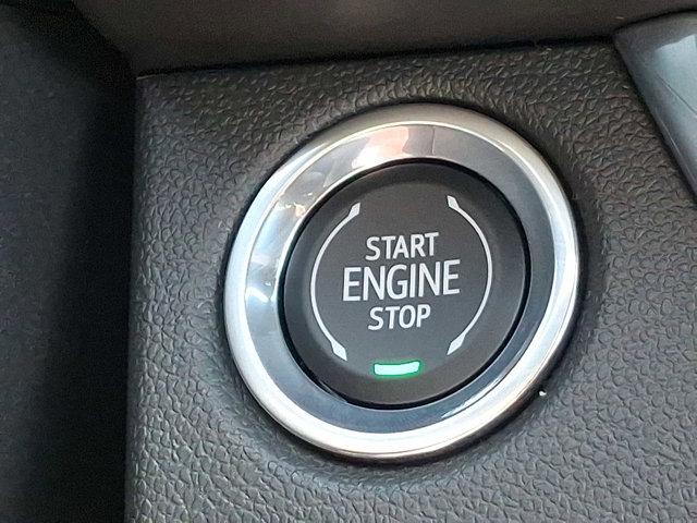 new 2025 Buick Envista car, priced at $28,250