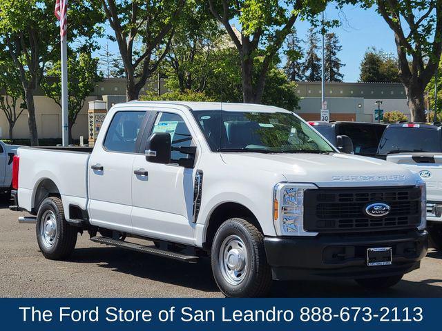 new 2025 Ford F-250 car, priced at $52,740