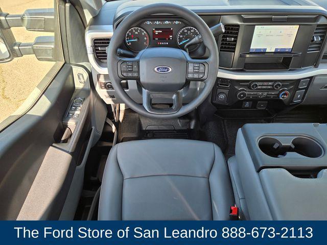 new 2025 Ford F-250 car, priced at $45,921