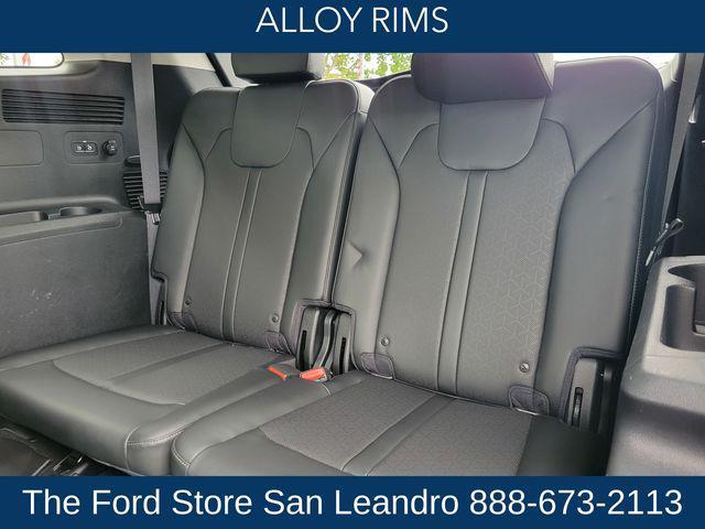 used 2021 Kia Sorento car, priced at $26,695