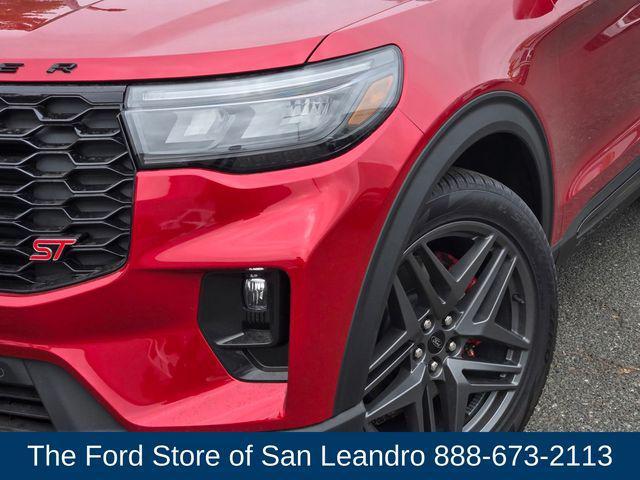 new 2025 Ford Explorer car, priced at $62,705
