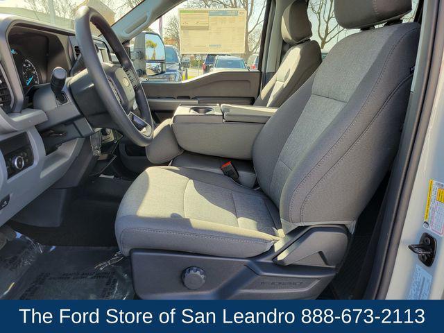 new 2025 Ford F-250 car, priced at $56,429