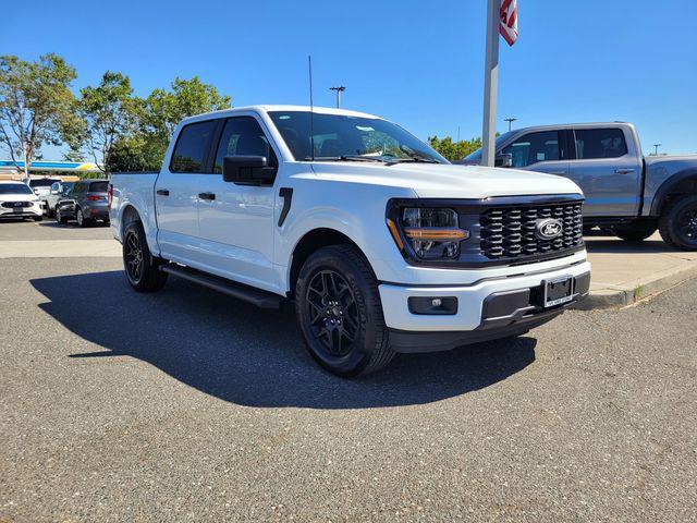 new 2024 Ford F-150 car, priced at $46,915