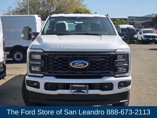 new 2025 Ford F-250 car, priced at $59,820