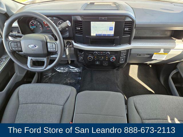new 2025 Ford F-250 car, priced at $59,820