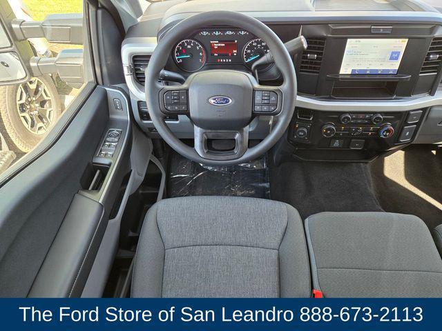 new 2025 Ford F-250 car, priced at $59,820