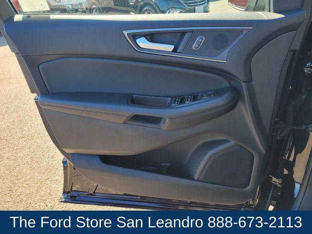 used 2024 Ford Edge car, priced at $28,900