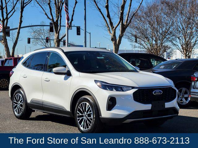 new 2025 Ford Escape PHEV car, priced at $35,041