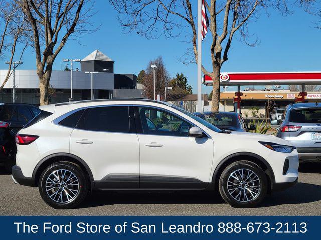 new 2025 Ford Escape PHEV car, priced at $35,041