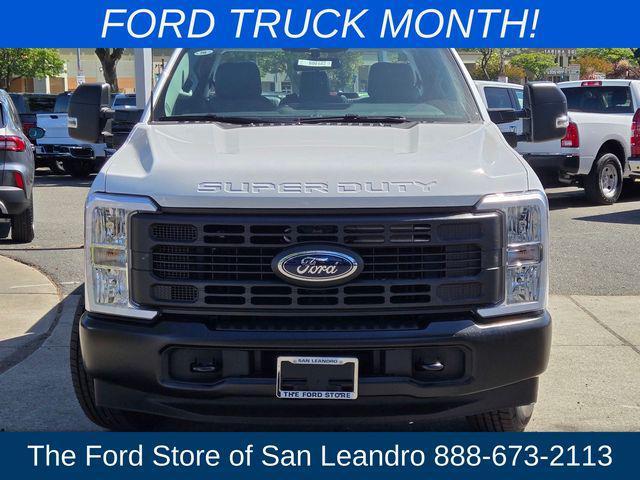 new 2025 Ford F-350 car, priced at $52,190