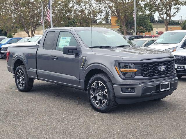 new 2024 Ford F-150 car, priced at $42,995