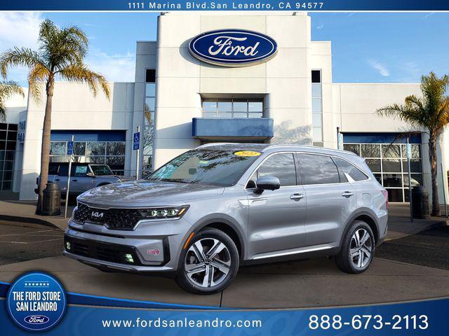 used 2022 Kia Sorento Plug-In Hybrid car, priced at $28,295