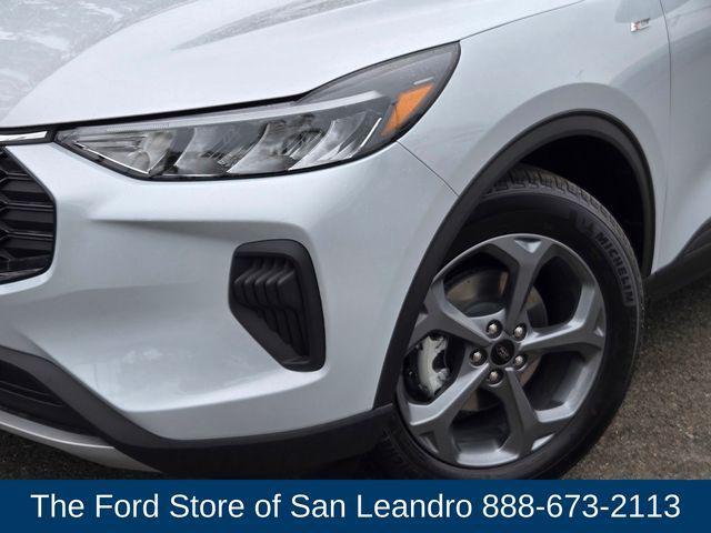 new 2025 Ford Escape car, priced at $32,270