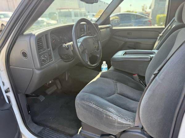 used 2004 Chevrolet Silverado 2500 car, priced at $7,995