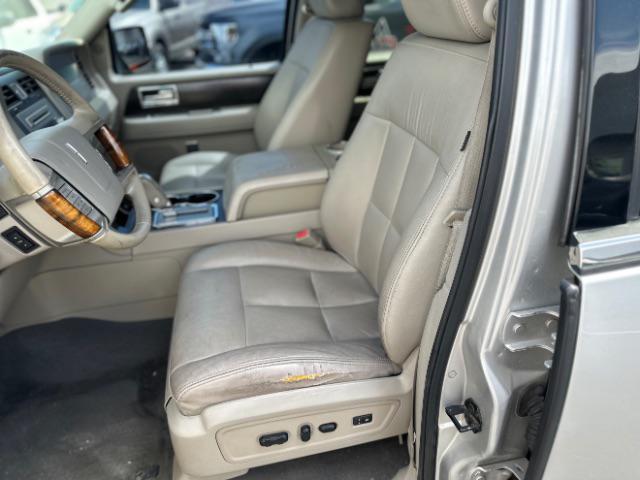 used 2007 Lincoln Navigator car, priced at $9,995