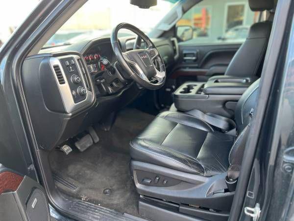 used 2018 GMC Sierra 1500 car, priced at $25,995