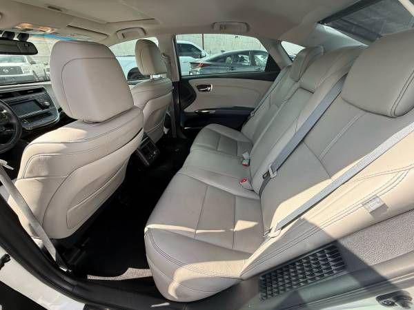 used 2015 Toyota Avalon Hybrid car, priced at $15,995