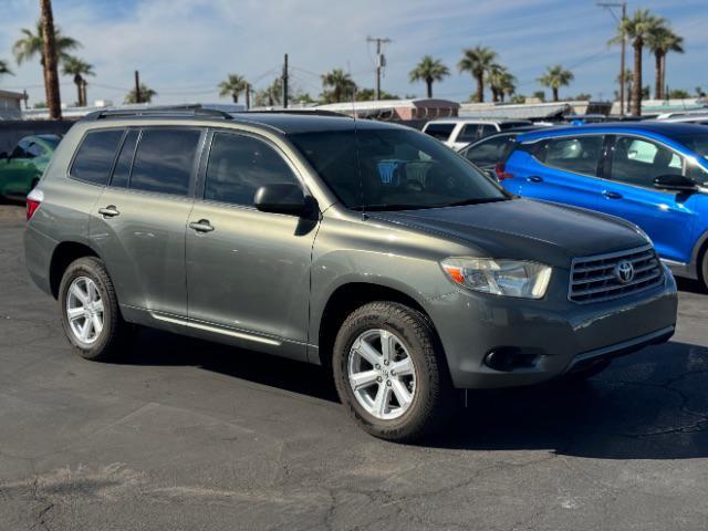 used 2009 Toyota Highlander car, priced at $11,995