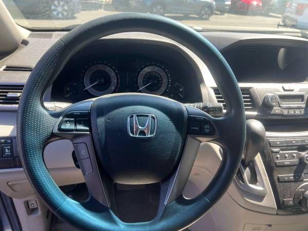 used 2013 Honda Odyssey car, priced at $11,995