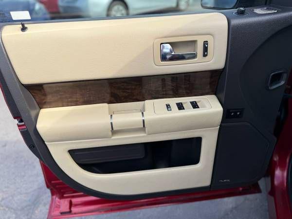 used 2014 Ford Flex car, priced at $8,995