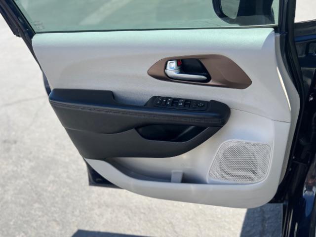 used 2017 Chrysler Pacifica car, priced at $10,995