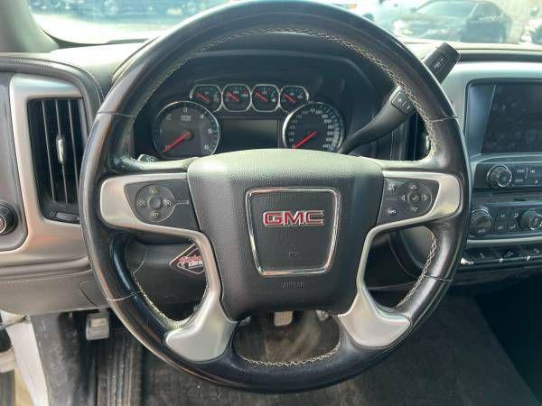 used 2018 GMC Sierra 1500 car, priced at $23,995