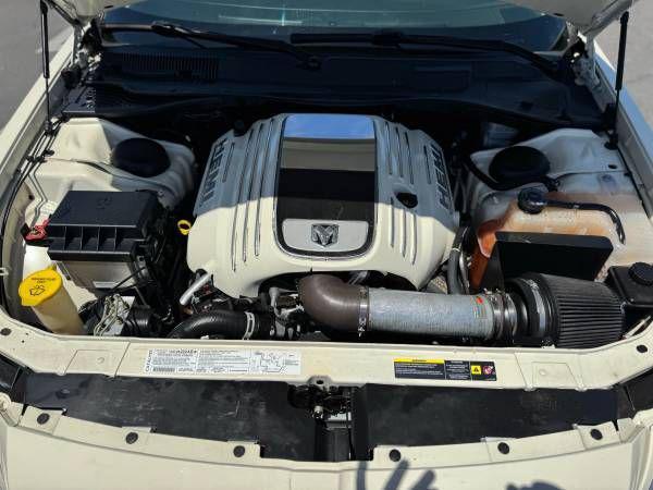 used 2005 Dodge Magnum car, priced at $9,995