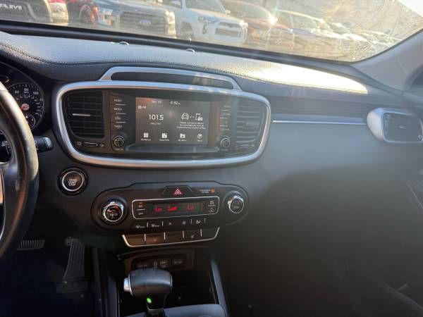 used 2020 Kia Sorento car, priced at $14,995