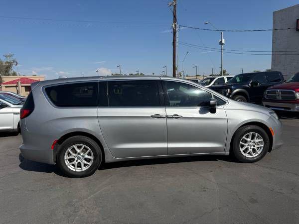 used 2017 Chrysler Pacifica car, priced at $11,995