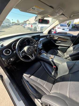 used 2020 Mercedes-Benz GLC 300 car, priced at $19,995