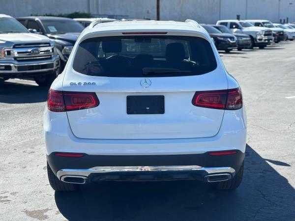 used 2020 Mercedes-Benz GLC 300 car, priced at $19,995