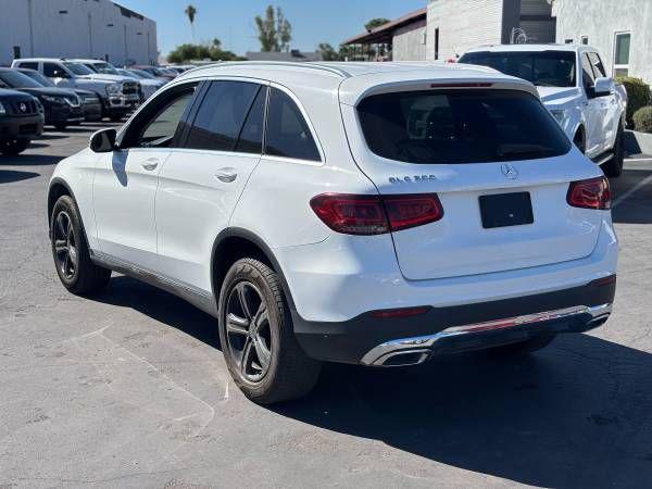 used 2020 Mercedes-Benz GLC 300 car, priced at $19,995