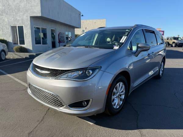 used 2018 Chrysler Pacifica car, priced at $11,995